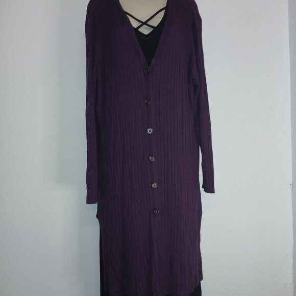 UGC Time & Tru Maroon Long Button down sweater size 20 - Picture 10 of 13